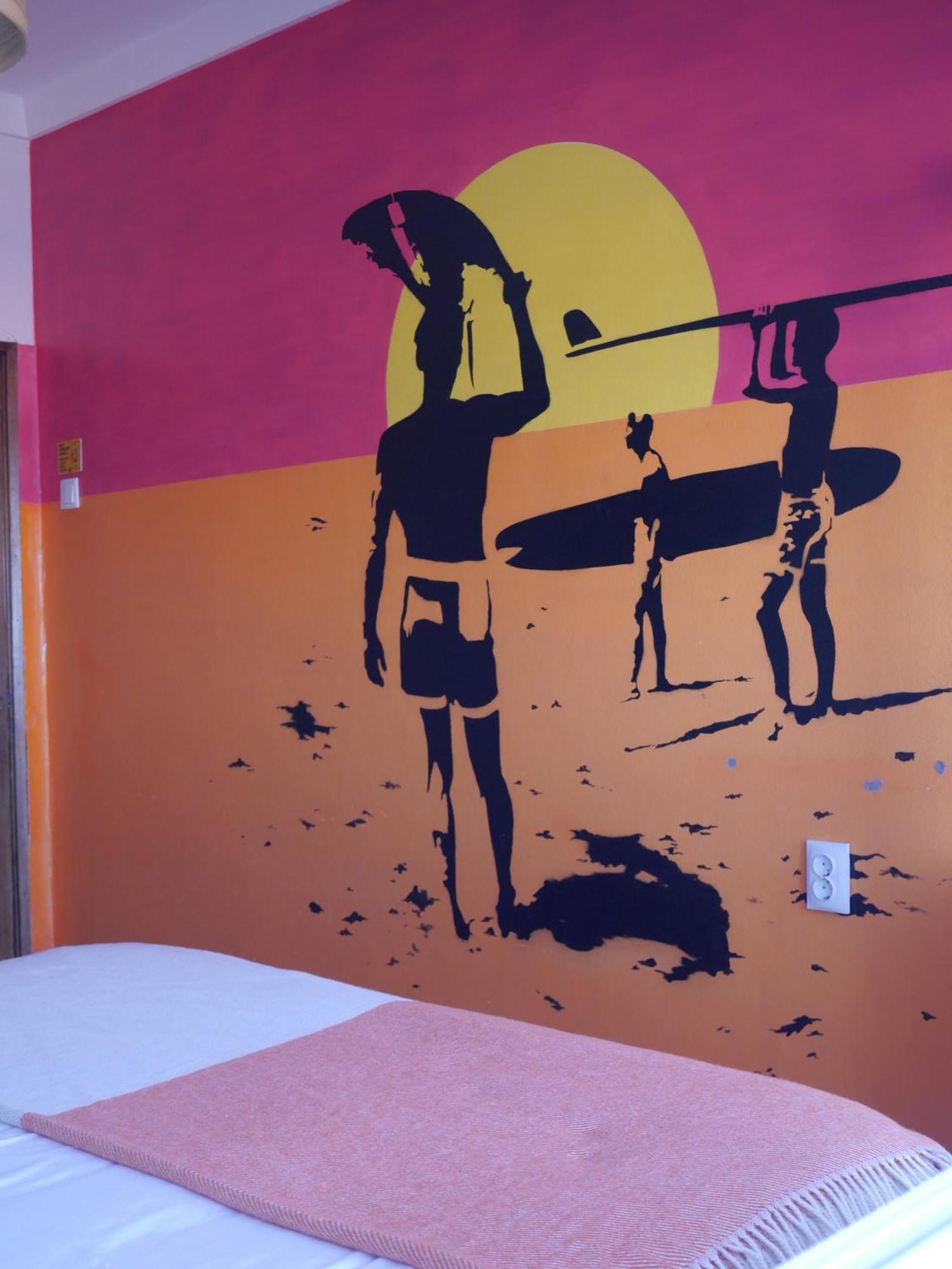 & Surfcamp 55 *
